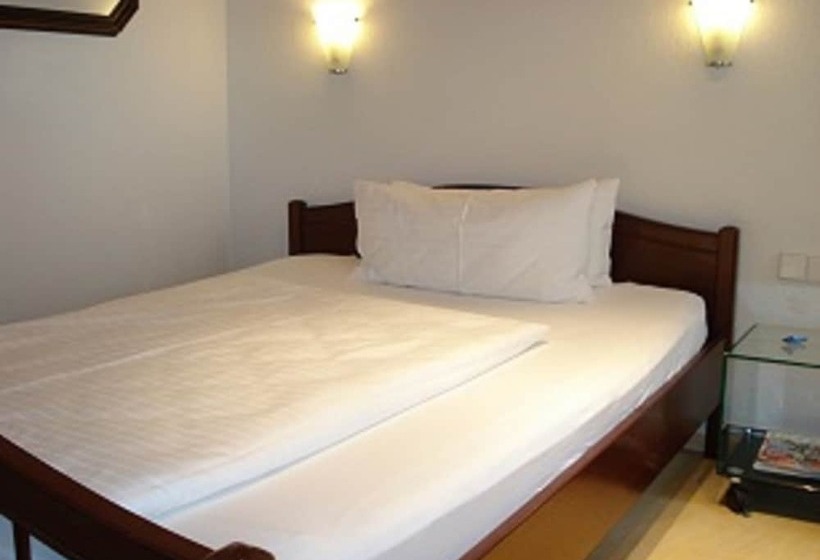 标准单人间, Rebstock