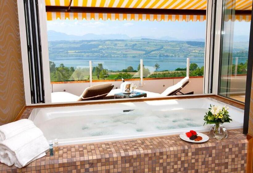 סוויטה עם ג'קוזי, Restaurant Vogelsang