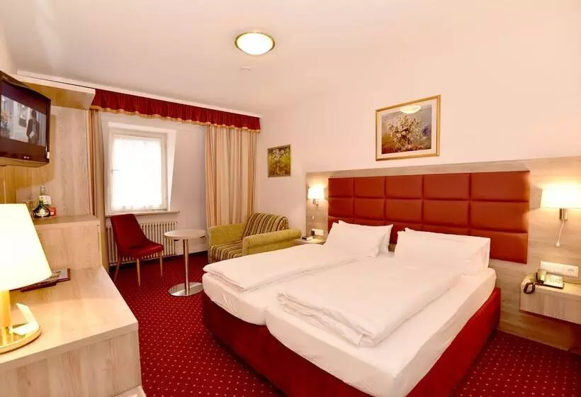 Standard Kolmen Hengen Huone, Romerhof