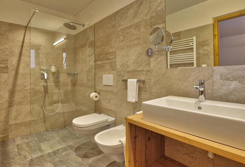 חדר קומפורט, Rose