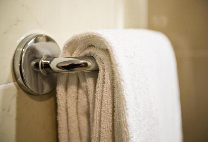 اتاق استاندارد یک نفره, Santa Mafalda