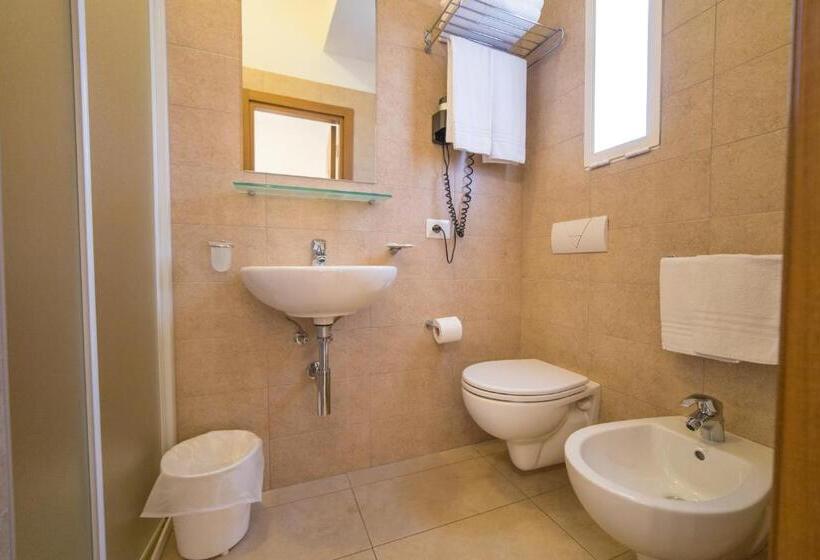 스탠다드 룸, Mediterraneo Hotel & Suites