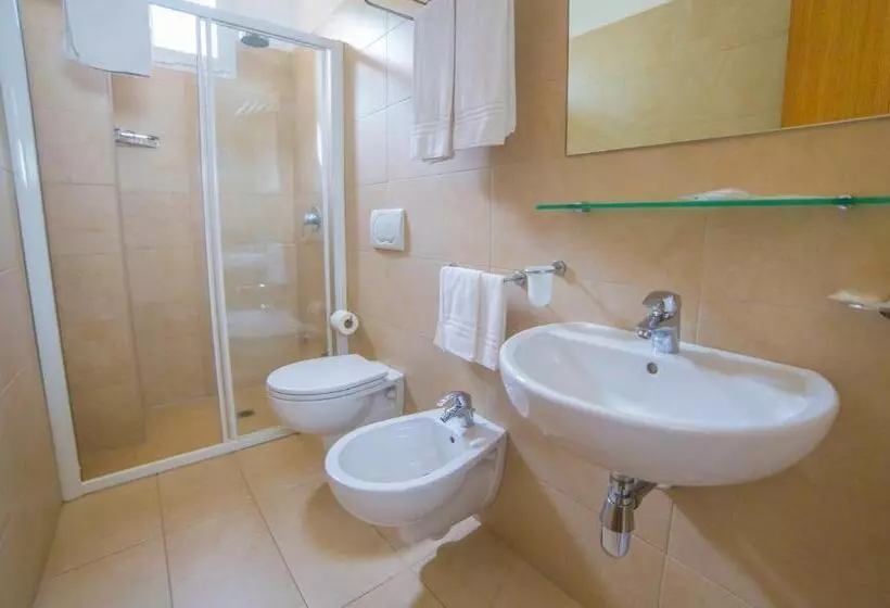 スーペリアールーム, Mediterraneo Hotel & Suites
