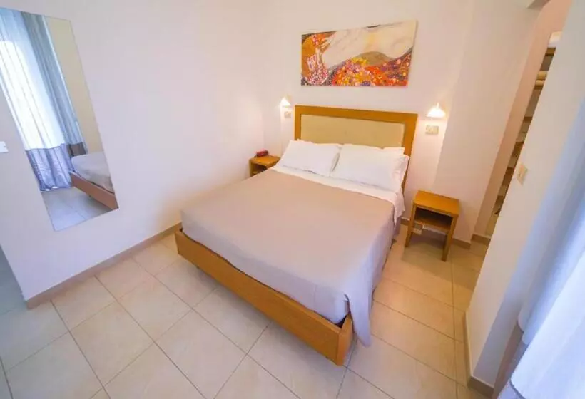 スーペリアールーム, Mediterraneo Hotel & Suites