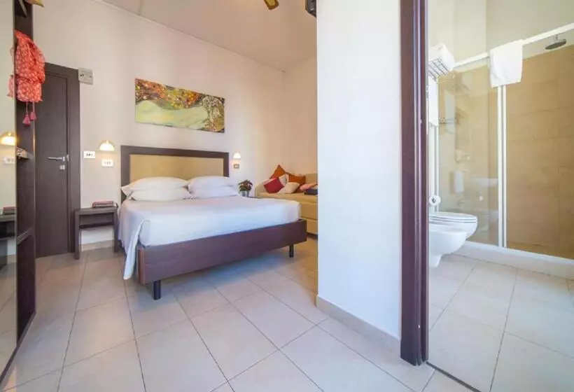 オーシャンビュースーペリアールーム, Mediterraneo Hotel & Suites