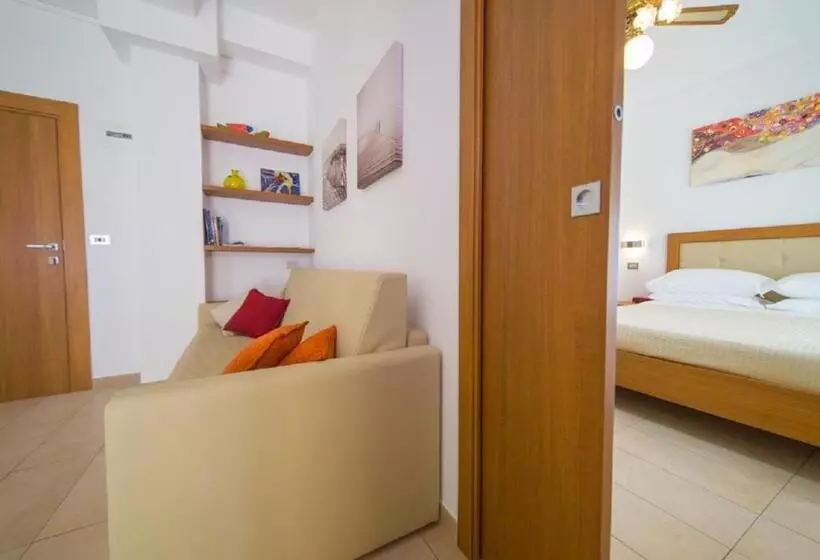 オーシャンビュースイート, Mediterraneo Hotel & Suites