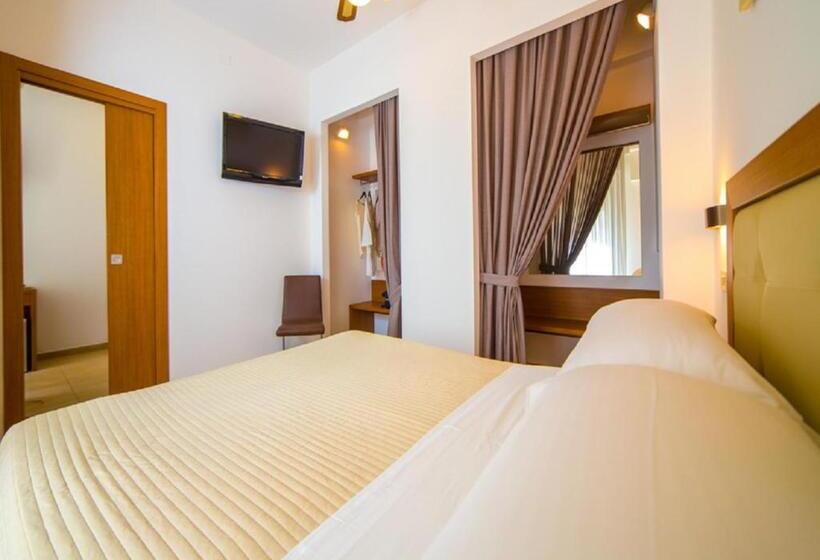 סוויטה נוף לים, Mediterraneo Hotel & Suites