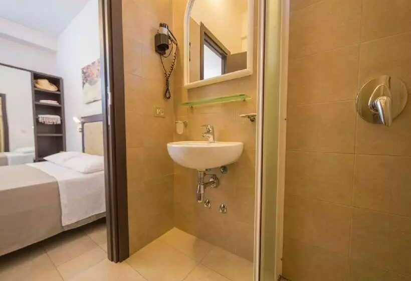 海の見えるコンフォートルーム, Mediterraneo Hotel & Suites
