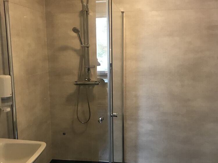 Номер Стандарт Трехместный, Sidsjö Hotell & Konferens