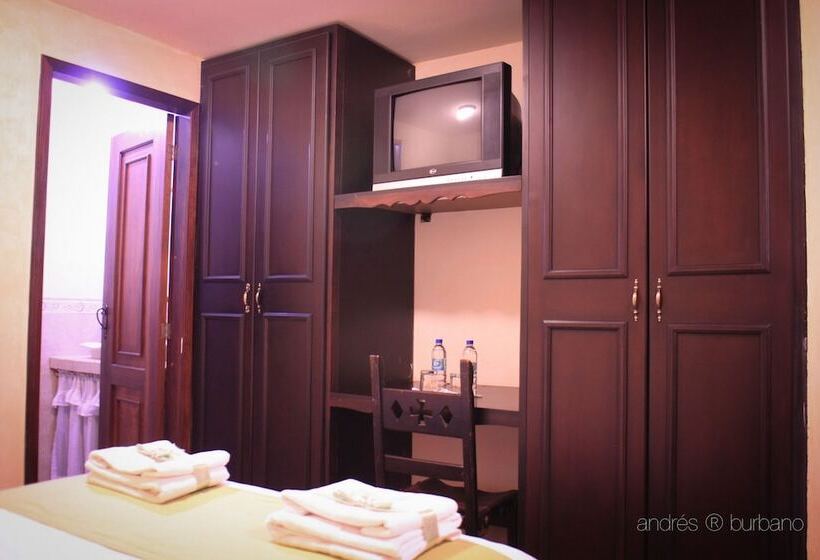 غرفة سوبيريور, Golden Rest Latacunga