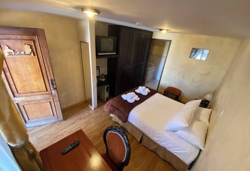 اتاق سوپریور, Golden Rest Latacunga