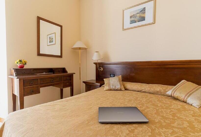 غرفة قياسية, Villa Delle Rose