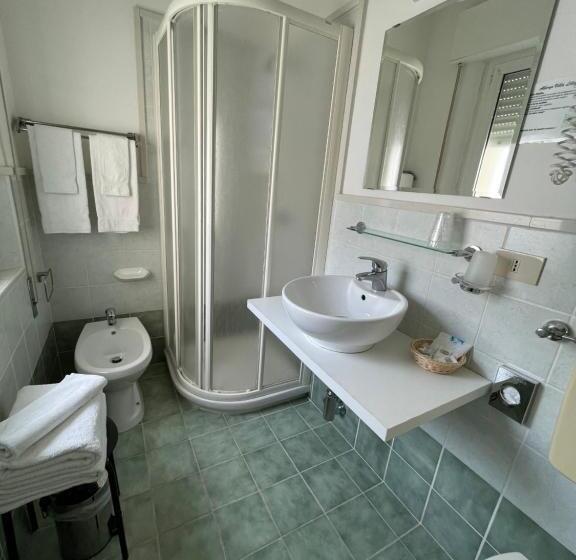 غرفة قياسية, Villa Liliana