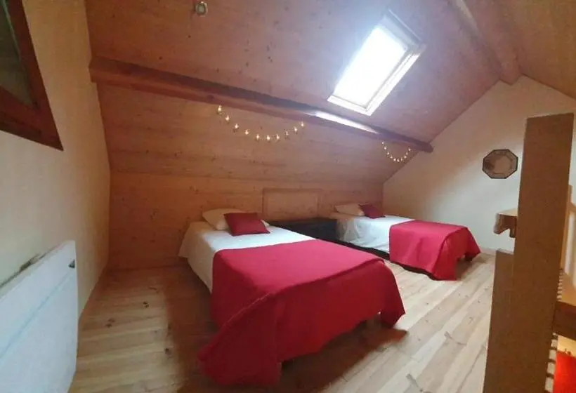 スタンダード４人部屋, Auverg Nature Chambre Auvergnate