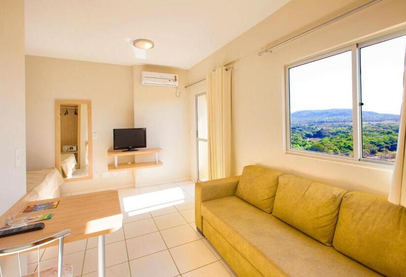 شقة غرفة واحدة, Golden Dolphin Express Oficial