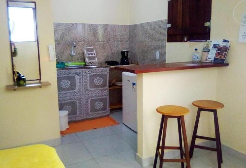 سوییت با چشمانداز باغ, Flores Do Riacho Suítes