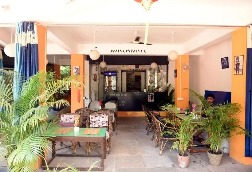 デラックスルーム, Maria Guest House