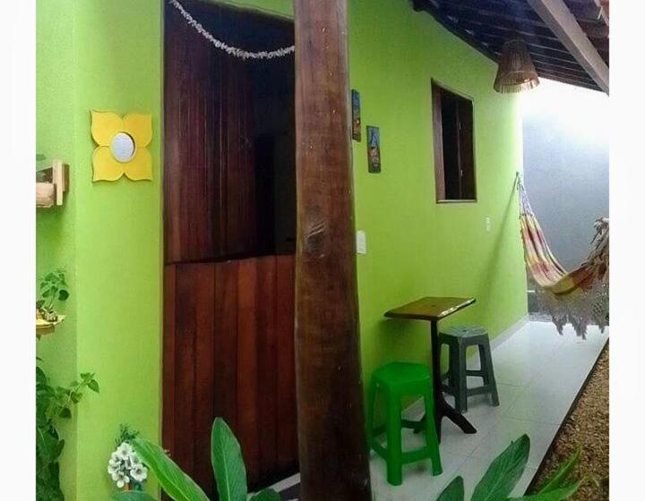 سوئیت با بالکن, Flores Do Riacho Suítes