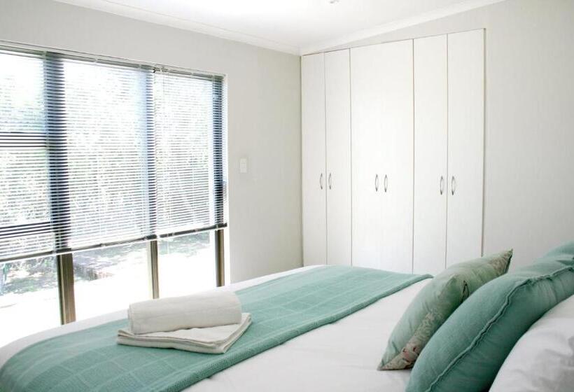 سوییت خانوادگی, Summit Place