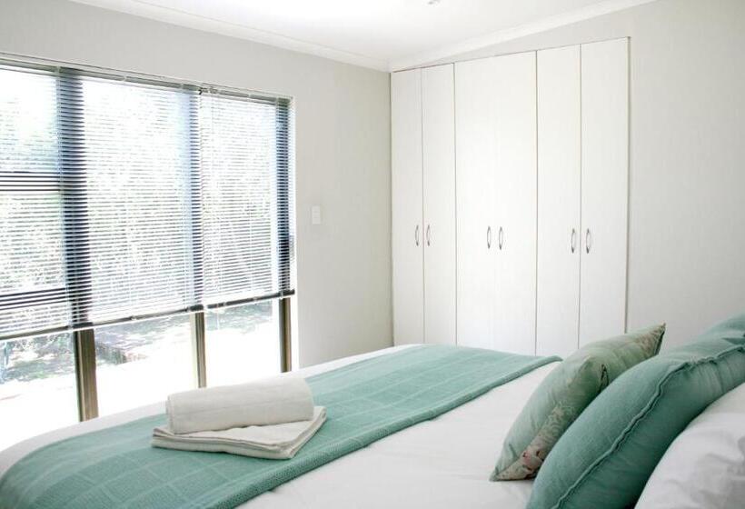 سوییت خانوادگی, Summit Place