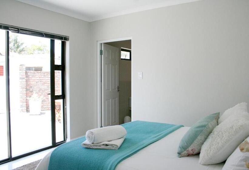 اتاق استاندارد یک نفره, Summit Place