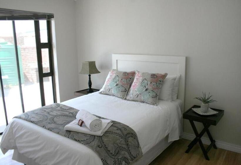 اتاق خانوادگی, Summit Place