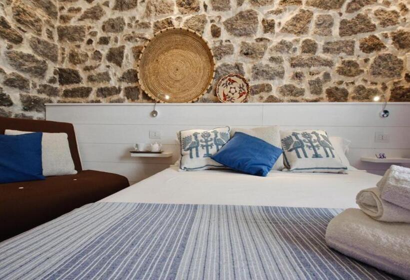 디럭스 룸, B&b La Roccia