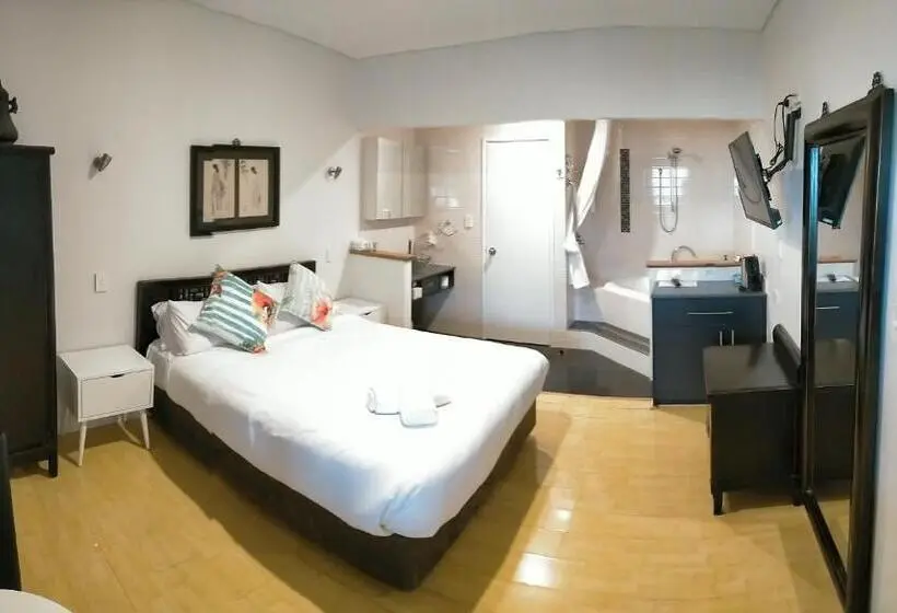 バスタブ付きスタンダードルーム, Dunsborough Apartments & Suites