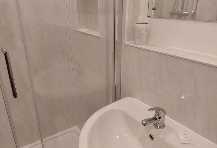 Delüks Stüdyo, Windermere Studio Rooms With Free Car Parking Onsite