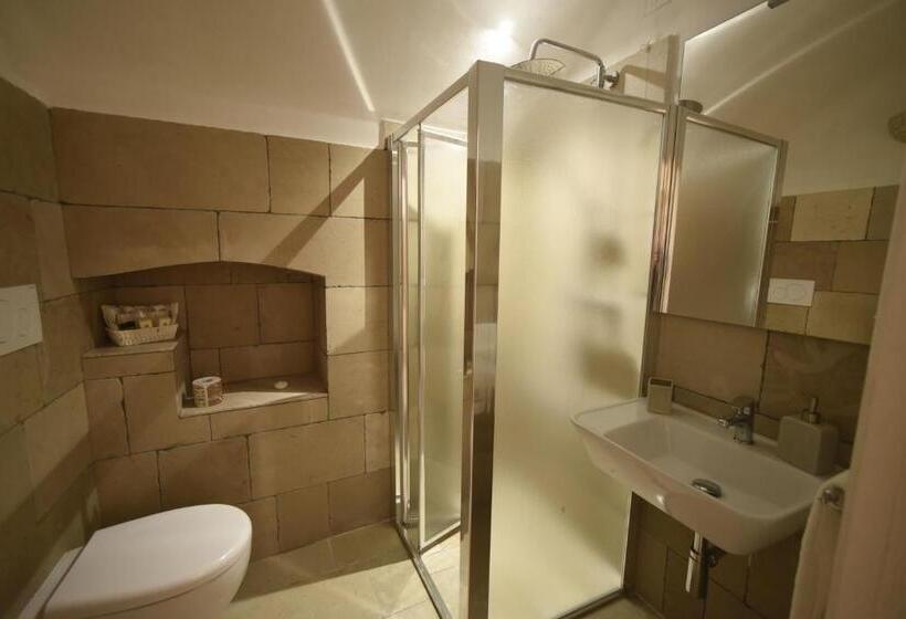 اتاق استاندارد سه نفره, B&b Corte Cantalupi