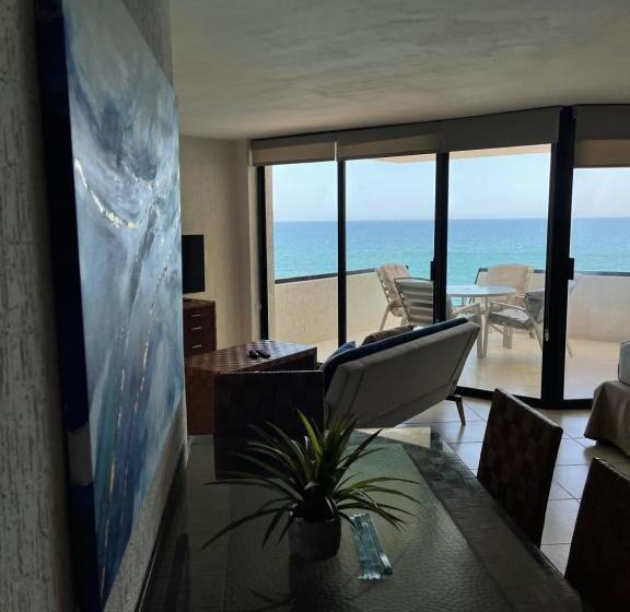 テラス付きスタンダードワンルーム, Condominios San Carlos