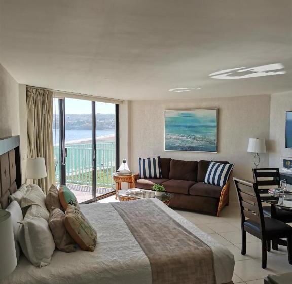 デラックススタジオ, Condominios San Carlos