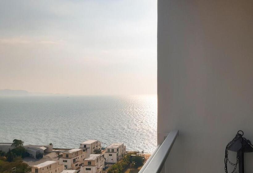 디럭스 룸 바다 전망, Veranda Residence Pattaya By Sea