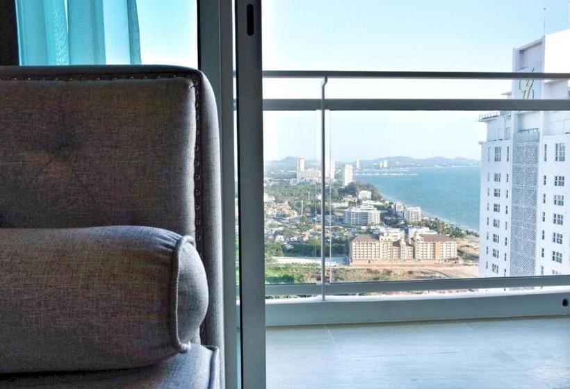 디럭스 스위트 바다 전망, Veranda Residence Pattaya By Sea