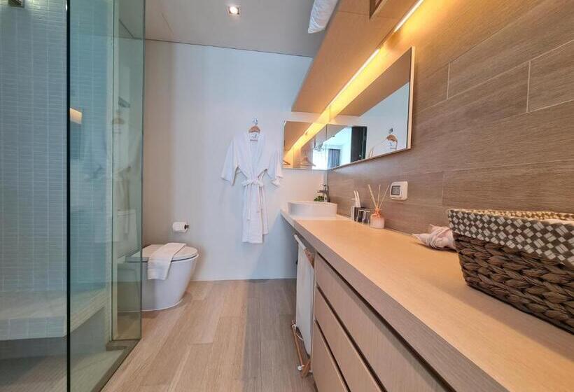 带阳台的三人标准间, Veranda Residence Pattaya By Sea