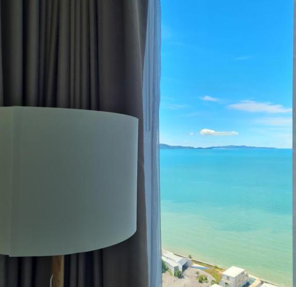 带1个卧室的带海景的公寓, Veranda Residence Pattaya By Sea