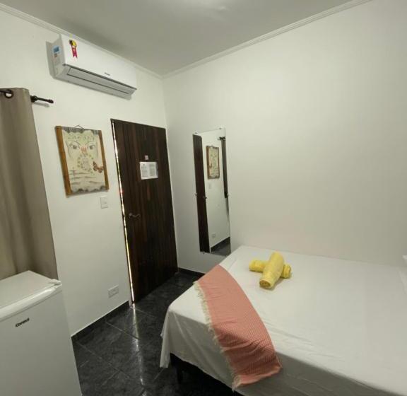 سوییت, Bahan Pousada