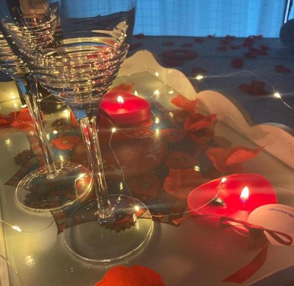 سوییت لوکس, Bahan Pousada