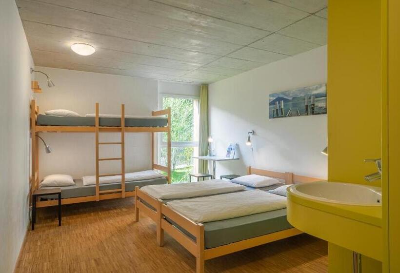 スタンダードトリプルルーム, Backpackers Villa Sonnenhof Hostel Interlaken