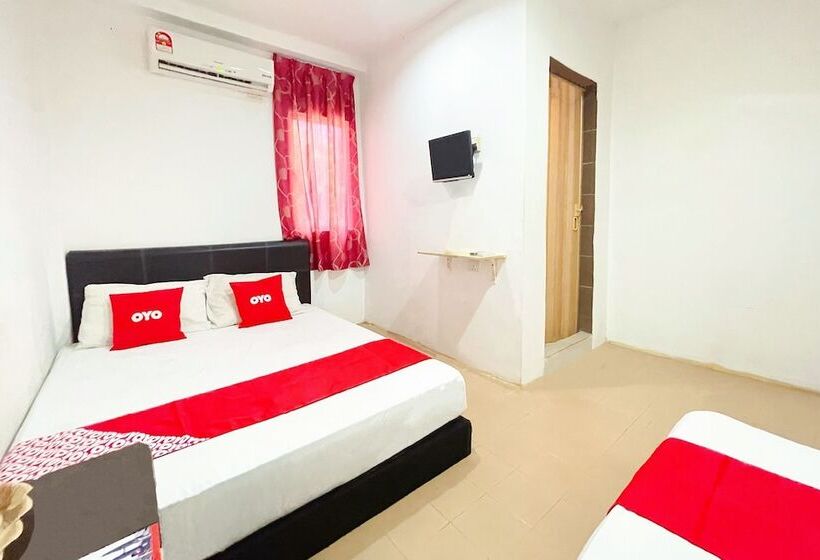 수피리어 스위트, Oyo 90324 Muar Station