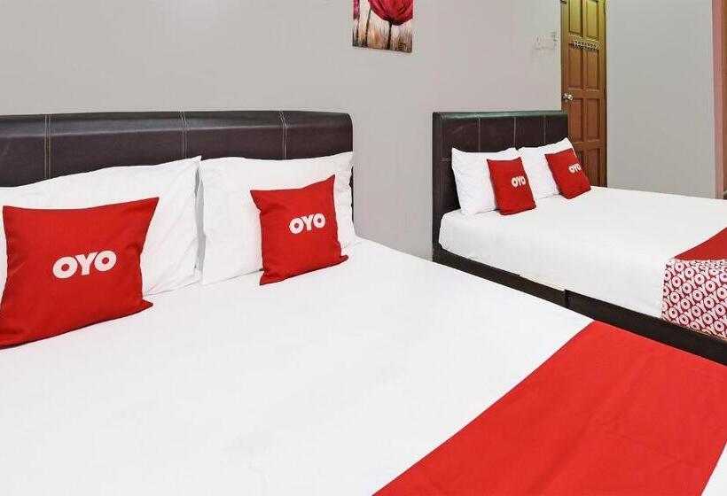 패밀리 스위트, Oyo 90324 Muar Station