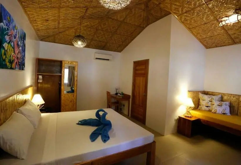 Superior Room King Size Bed, Magic Oceans Dive Resort