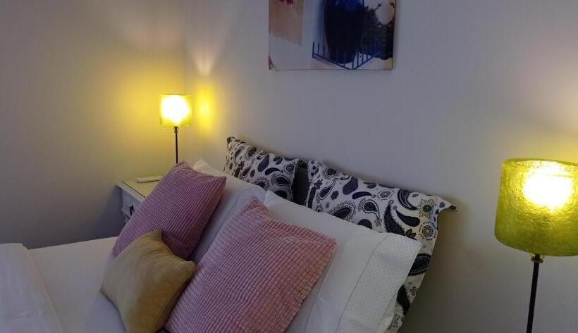 اتاق استاندارد, A Casa Da Ti Laura Al