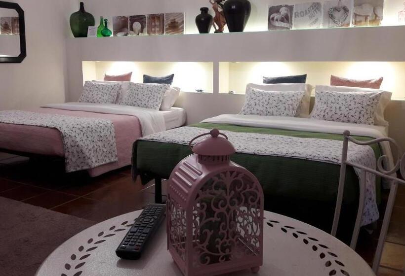 اتاق خانوادگی, A Casa Da Ti Laura Al