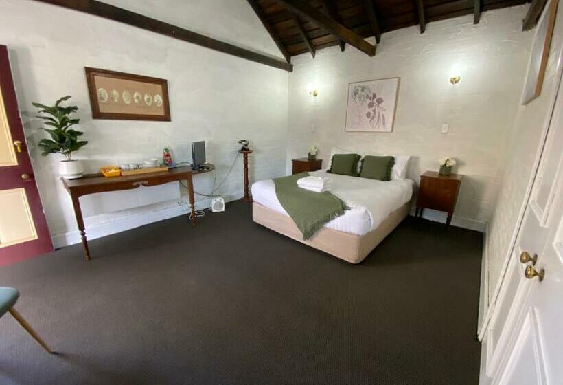 Номер Deluxe, Settlers House York