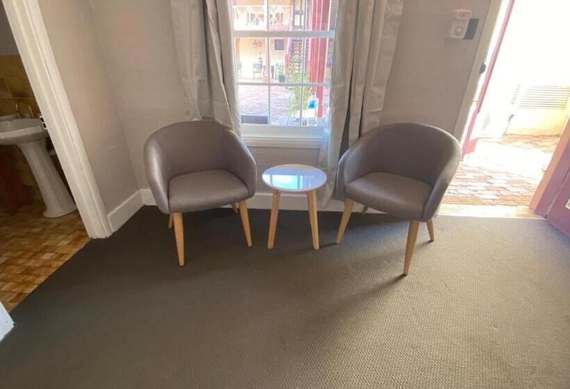 غرفة ديلوكس سرير كينج, Settlers House York