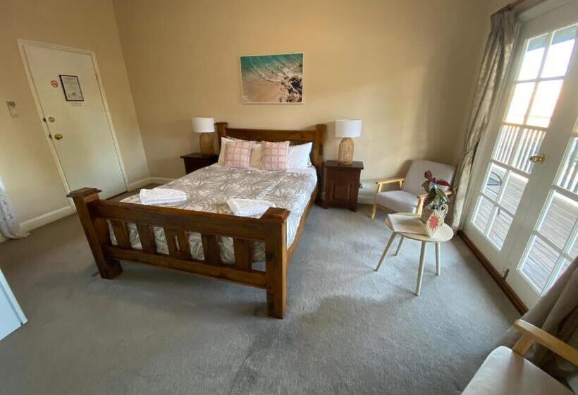 Номер Стандарт с Гидромассажем, Settlers House York