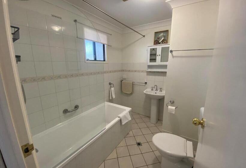 غرفة قياسية, Settlers House York