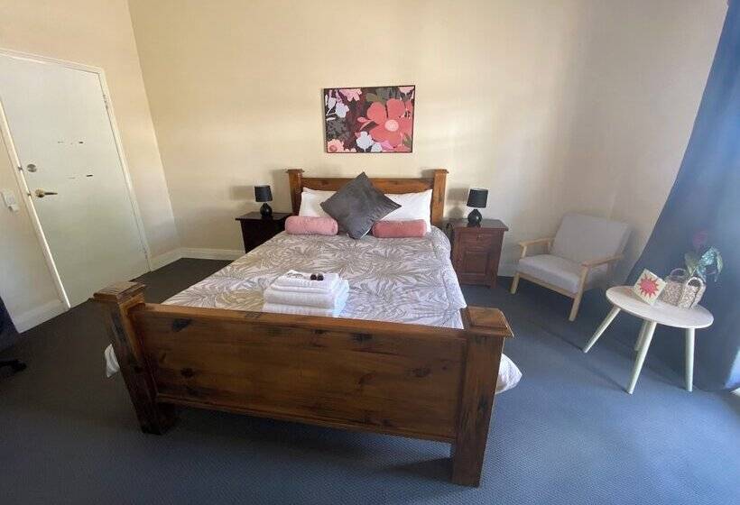 Номер Стандарт Адаптированный для Инвалидов, Settlers House York