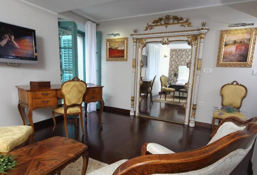 جناح جونيور مزوَّد بشرفة, Boutique Hotel Vela Vrata